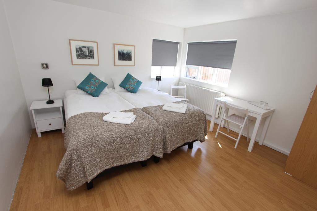 Old Airline Guesthouse Hofn Room photo