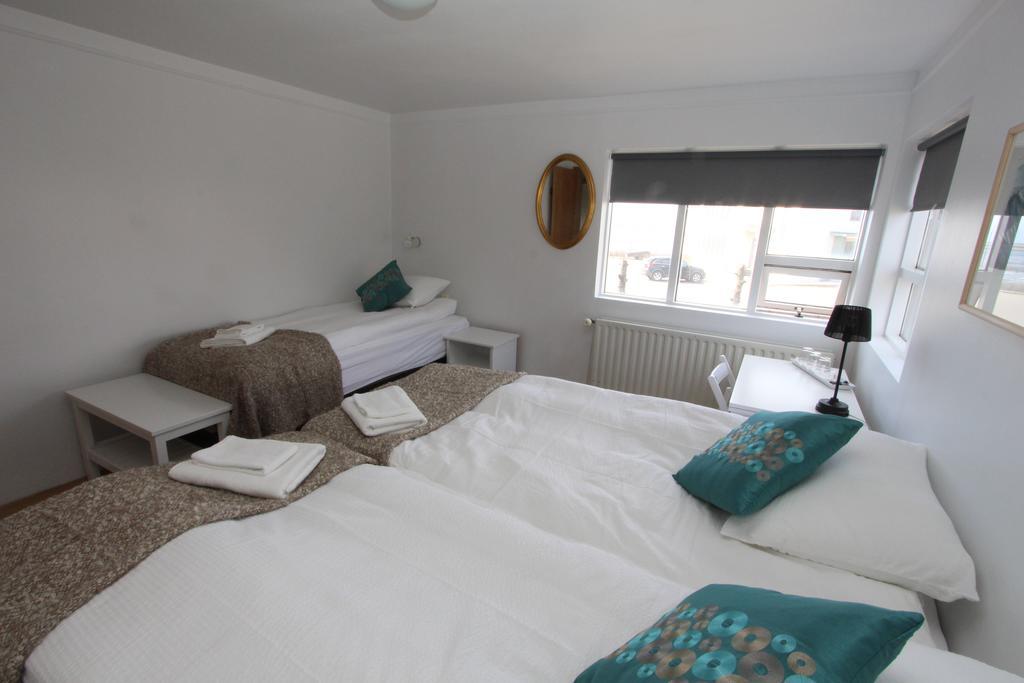 Old Airline Guesthouse Hofn Room photo